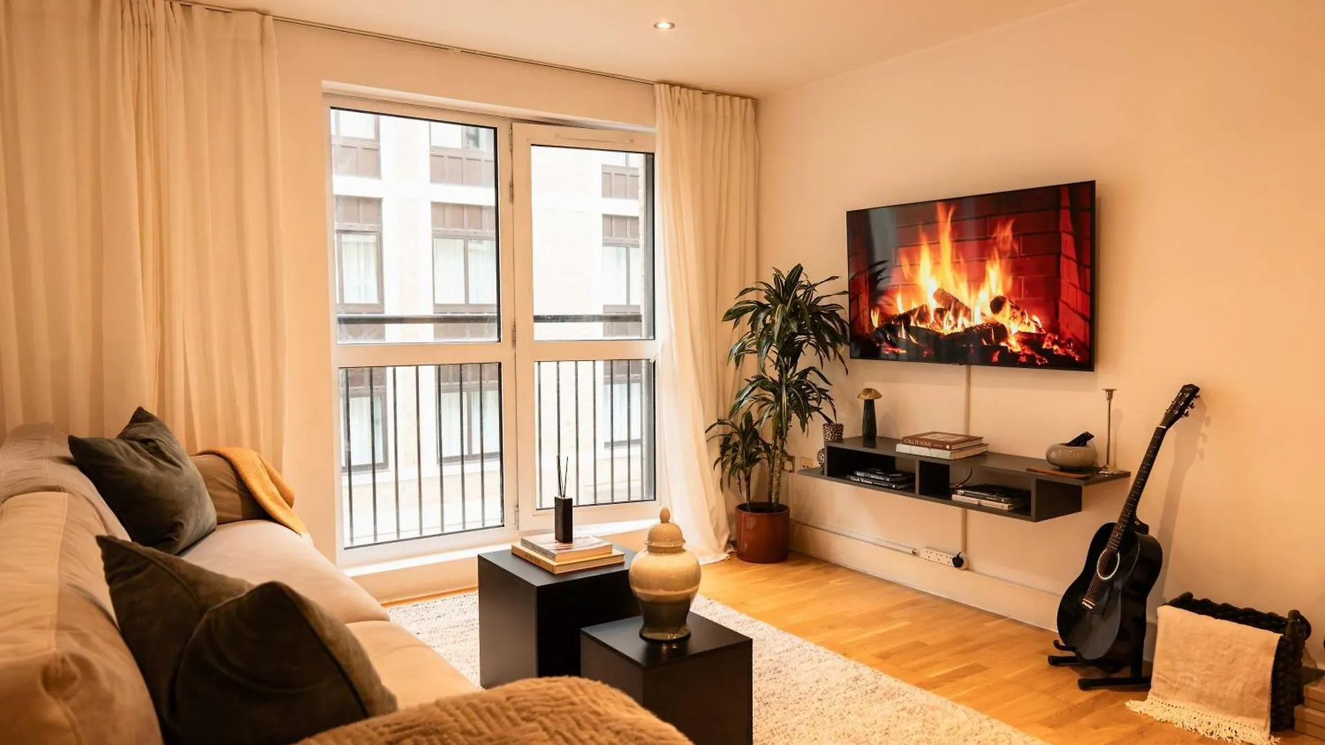 Madestays Premium Tower Hill Serviced Apartment London