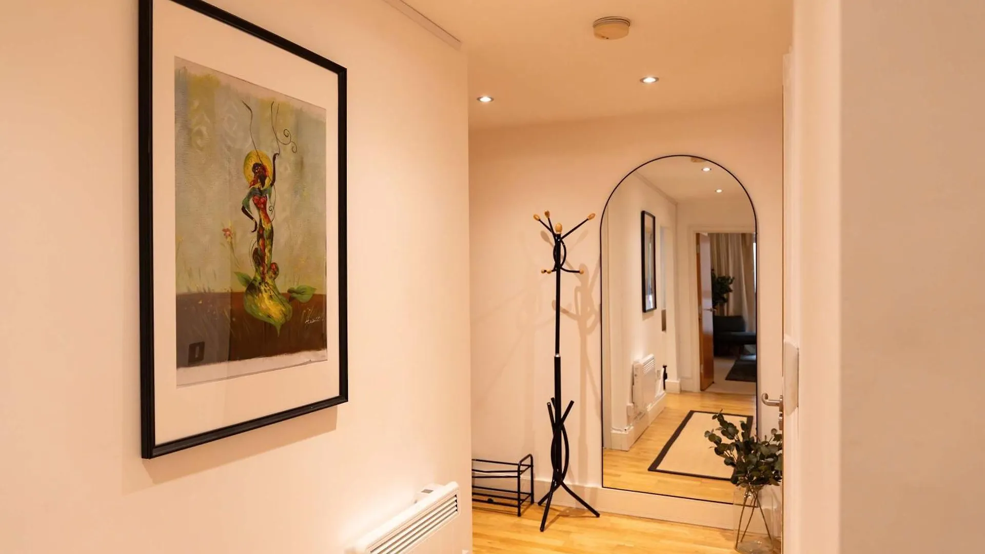Madestays Premium Tower Hill Serviced Apartment London